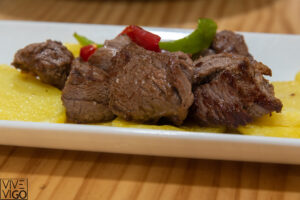 foto plato restaurante amares